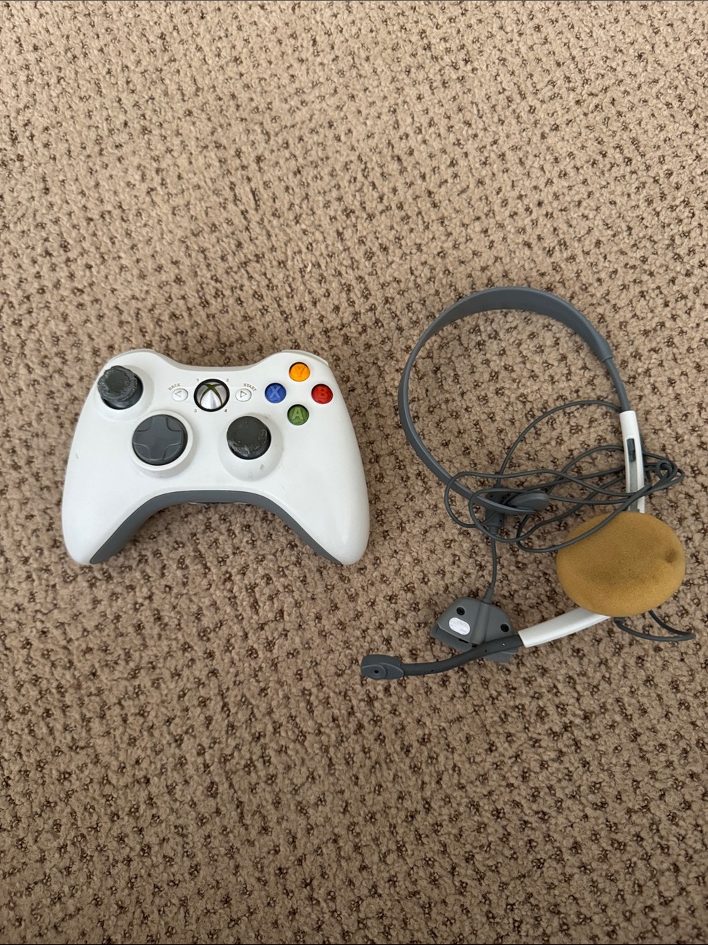 Xbox 360 White Wireless Controller with Gray Wired Headset